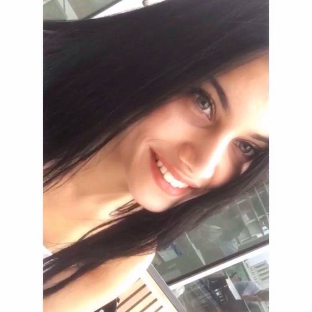 Meet your Posher, Aleyna